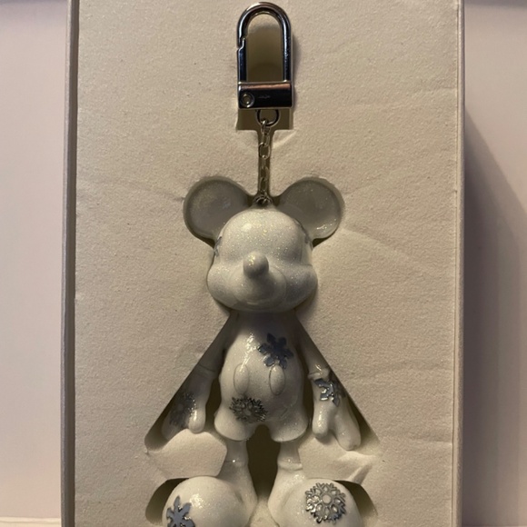 Disney x Baublebar keychain/ bag charm - Picture 4 of 4